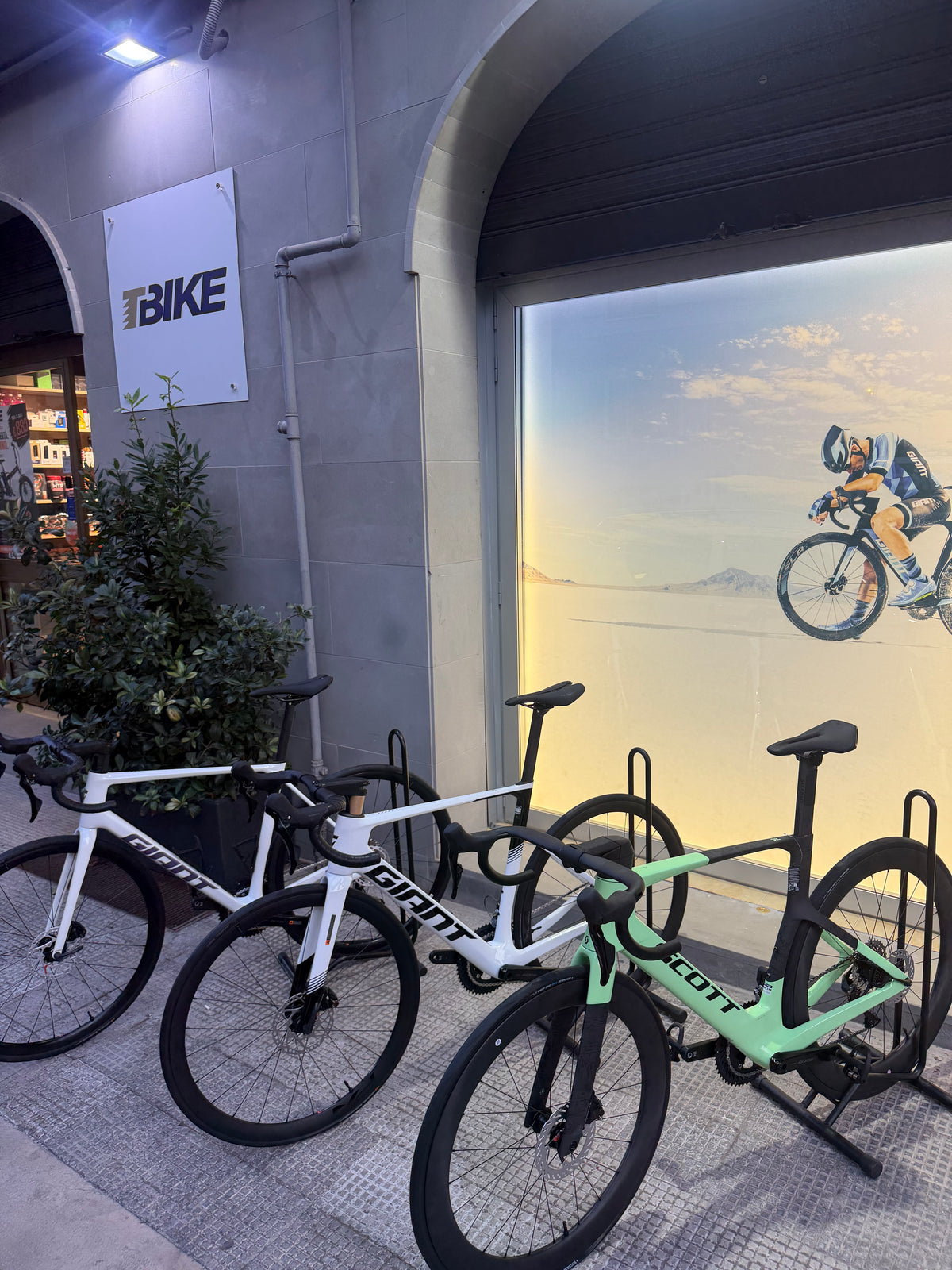 Qui comincia
il tuo prossimo giro.